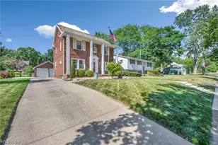 1036 Bennington Ave NE, Massillon, OH 44646 - Photo 3