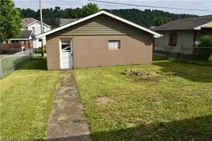 4032 Lincoln Ave, Shadyside, OH 43947 - Photo 5