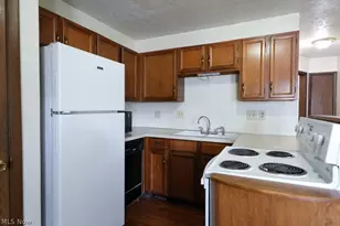 1269 Somerset Dr, Salem, OH 44460 - Photo 9