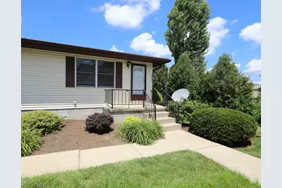1269 Somerset Drive #B, Salem, OH 44460 - Photo 1