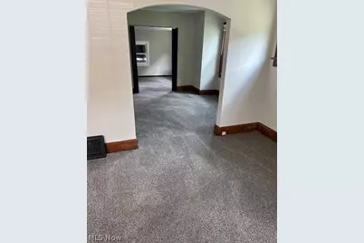 918 9th Street SW, Massillon, OH 44647 - Photo 5