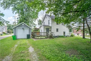 1033 Walnut Ave, Alliance, OH 44601 - Photo 3