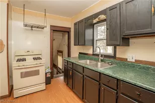 1033 Walnut Ave, Alliance, OH 44601 - Photo 11