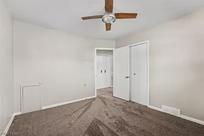 339 E 315th Street, Willowick, OH 44095 - Photo 15