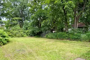 404 Noah Ave, Akron, OH 44320 - Photo 15