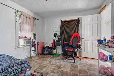 1536 Clay Street, Youngstown, OH 44506 - Photo 9