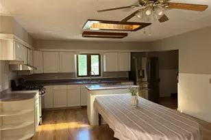 2140 Claus Rd, Vermilion, OH 44089 - Photo 7