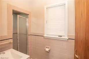 106 W Summit St, Alliance, OH 44601 - Photo 13
