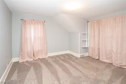 106 W Summit Street, Alliance, OH 44601 - Photo 17