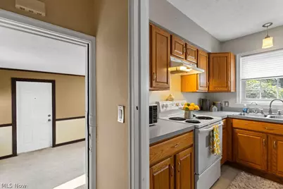2407 27th Street, Cuyahoga Falls, OH 44223 - Photo 13