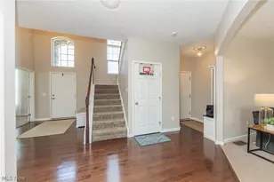2436 Roxboro St, Avon, OH 44011 - Photo 9