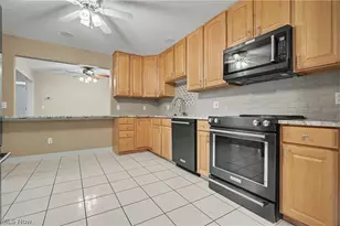 478 Kings Ct, Copley, OH 44321 - Photo 9