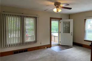 1198 Sherman St, Akron, OH 44301 - Photo 3