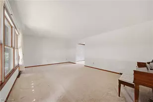 135 Seneca Trail SW, Hartville, OH 44632 - Photo 5