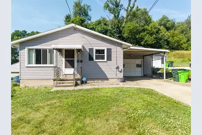 260 Hazelwood Avenue, Barberton, OH 44203 - Photo 1