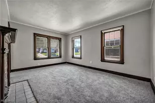 167 N Hazelwood Ave, Youngstown, OH 44509 - Photo 5