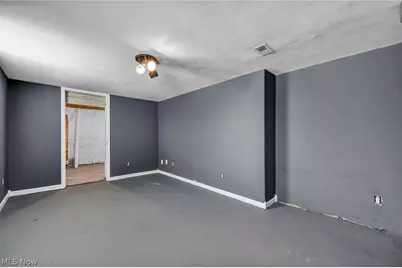 167 N Hazelwood Avenue, Youngstown, OH 44509 - Photo 25