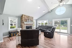 1280 Surfside Cir, Aurora, OH 44202 - Photo 11
