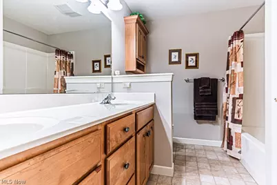 5808 Shallow Creek Avenue, Louisville, OH 44641 - Photo 39