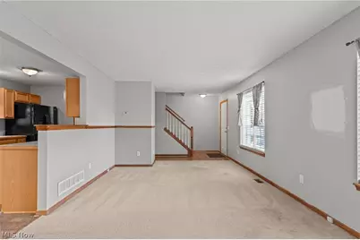 3072 Kelly Court, Akron, OH 44312 - Photo 7