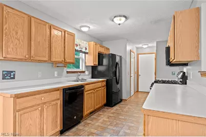 3072 Kelly Court, Akron, OH 44312 - Photo 15