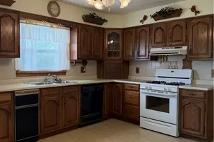 211 Green St, Woodsfield, OH 43793 - Photo 17