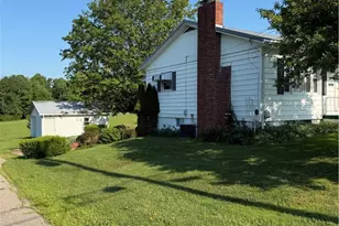 211 Green St, Woodsfield, OH 43793 - Photo 3
