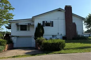 211 Green St, Woodsfield, OH 43793 - Photo 5