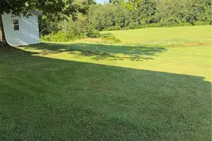 211 Green St, Woodsfield, OH 43793 - Photo 7