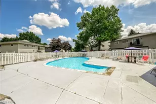 2455 Island Dr, Uniontown, OH 44685 - Photo 19