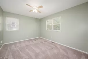 2455 Island Dr, Uniontown, OH 44685 - Photo 13