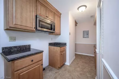 2455 Island Drive #B, Uniontown, OH 44685 - Photo 9
