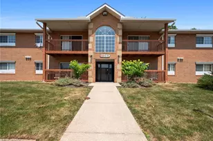 10391 Glenway Dr, Twinsburg, OH 44087 - Photo 1