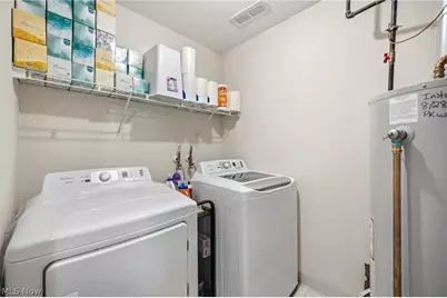10391 Glenway Drive #202, Twinsburg, OH 44087 - Photo 11
