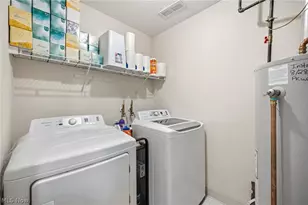 10391 Glenway Dr, Twinsburg, OH 44087 - Photo 11