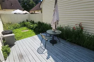 46103 New England Square, New Waterford, OH 44445 - Photo 3