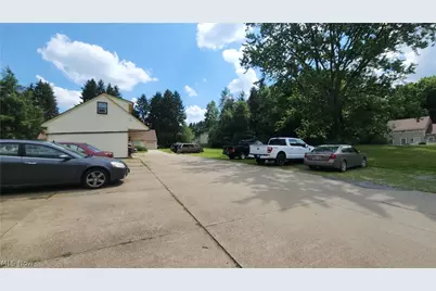 46103 New England Square #B, New Waterford, OH 44445 - Photo 25
