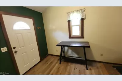 46103 New England Square #B, New Waterford, OH 44445 - Photo 5
