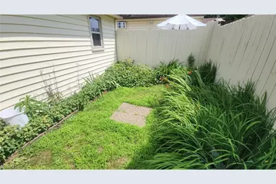46103 New England Square #B, New Waterford, OH 44445 - Photo 19