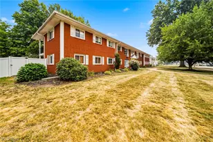 2 Meadowlawn Dr, Mentor, OH 44060 - Photo 3