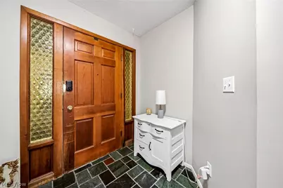 2 Meadowlawn Drive #5, Mentor, OH 44060 - Photo 5