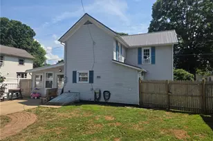 620 Franklin Ave, Conesville, OH 43811 - Photo 31