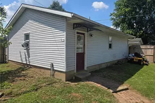 620 Franklin Ave, Conesville, OH 43811 - Photo 35