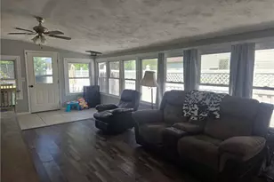 620 Franklin Ave, Conesville, OH 43811 - Photo 3