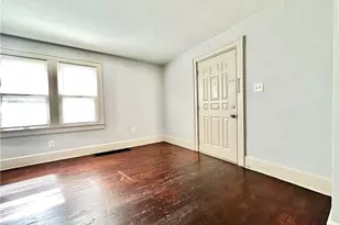 712 Lovers Ln, Akron, OH 44306 - Photo 9