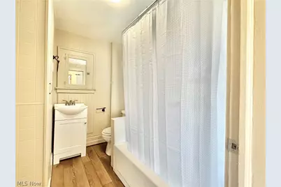 712 Lovers Lane, Akron, OH 44306 - Photo 17