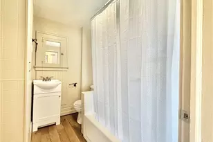 712 Lovers Ln, Akron, OH 44306 - Photo 17