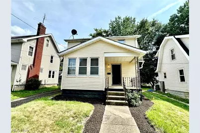 712 Lovers Lane, Akron, OH 44306 - Photo 1