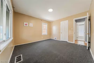 4465 W 137th Street, Loveland, OH 44135 - Photo 9