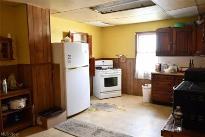 737 Porter Avenue, Campbell, OH 44405 - Photo 7